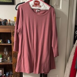 Pink Relaxed 3/4 Sleeve Rounded Neck Tunic